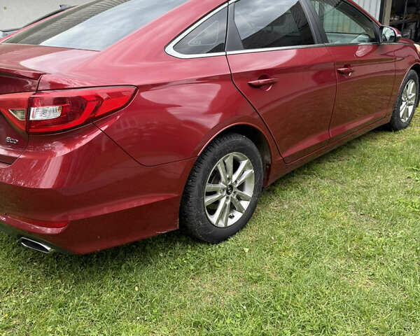 Красный Хендай Соната, объемом двигателя 1.6 л и пробегом 70 тыс. км за 12000 $, фото 6 на Automoto.ua