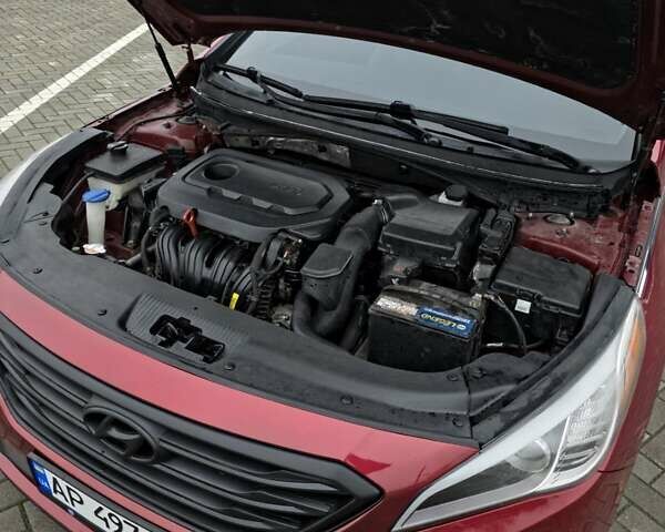 Красный Хендай Соната, объемом двигателя 2.36 л и пробегом 201 тыс. км за 9000 $, фото 6 на Automoto.ua