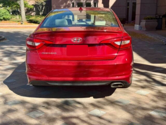 Красный Хендай Соната, объемом двигателя 2.4 л и пробегом 51 тыс. км за 10000 $, фото 6 на Automoto.ua