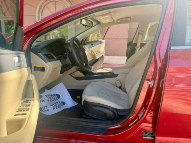 Красный Хендай Соната, объемом двигателя 2.4 л и пробегом 51 тыс. км за 10000 $, фото 9 на Automoto.ua