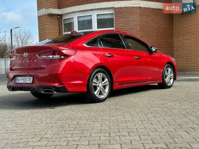 Красный Хендай Соната, объемом двигателя 2.4 л и пробегом 77 тыс. км за 13999 $, фото 1 на Automoto.ua