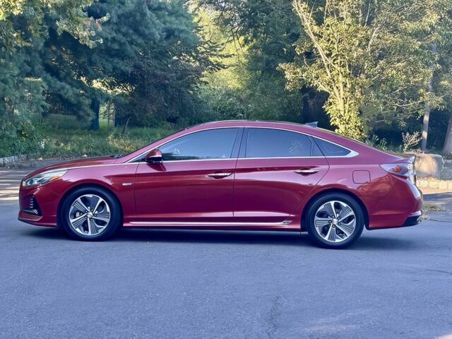 Хендай Соната 2018 у Дніпро (Дніпропетровську) на Automoto.ua Червоний Хендай Соната, об'ємом двигуна 2 л та пробігом 43 тис. км за 3000 $, фото 2 на Automoto.ua
