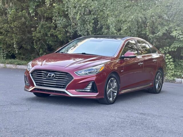 Хендай Соната 2018 у Дніпро (Дніпропетровську) на Automoto.ua Червоний Хендай Соната, об'ємом двигуна 2 л та пробігом 43 тис. км за 3000 $, фото 1 на Automoto.ua