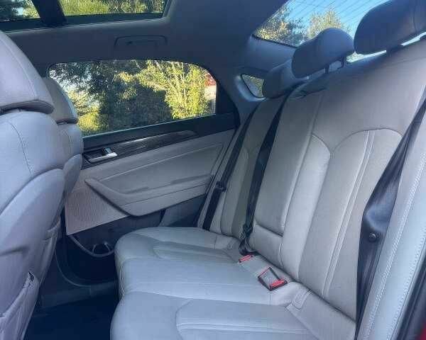 Червоний Хендай Соната, об'ємом двигуна 2 л та пробігом 67 тис. км за 3500 $, фото 13 на Automoto.ua