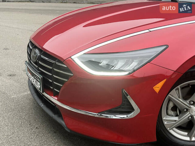 Червоний Хендай Соната, об'ємом двигуна 2.5 л та пробігом 62 тис. км за 19200 $, фото 6 на Automoto.ua