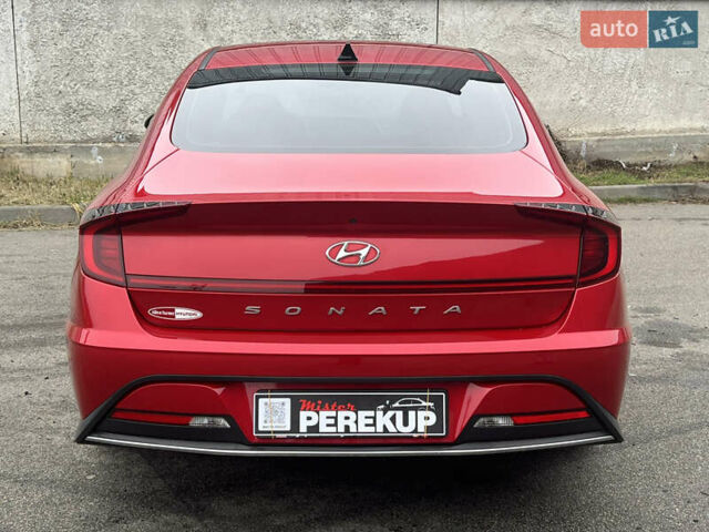 Червоний Хендай Соната, об'ємом двигуна 2.5 л та пробігом 62 тис. км за 19200 $, фото 4 на Automoto.ua