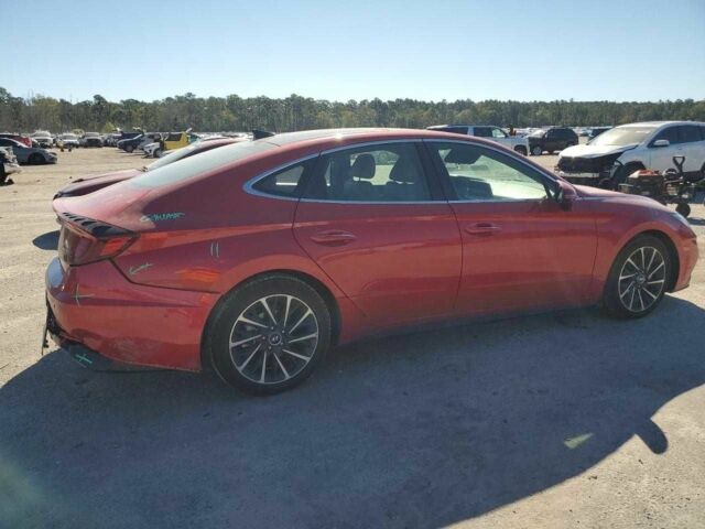 Красный Хендай Соната, объемом двигателя 1.6 л и пробегом 48 тыс. км за 4000 $, фото 2 на Automoto.ua