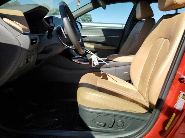 Красный Хендай Соната, объемом двигателя 1.6 л и пробегом 48 тыс. км за 4000 $, фото 6 на Automoto.ua