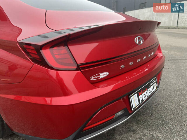 Червоний Хендай Соната, об'ємом двигуна 2.5 л та пробігом 62 тис. км за 19200 $, фото 9 на Automoto.ua