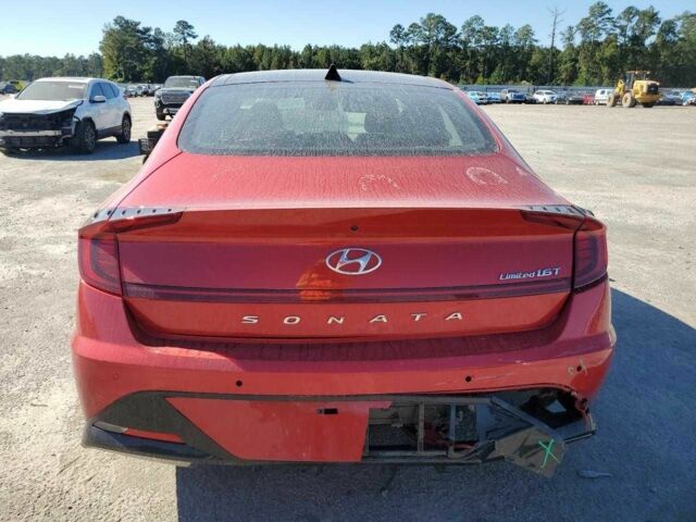 Красный Хендай Соната, объемом двигателя 1.6 л и пробегом 48 тыс. км за 4000 $, фото 5 на Automoto.ua