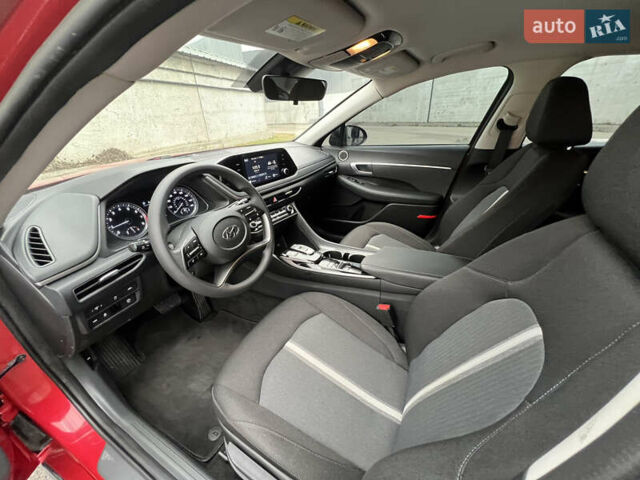 Червоний Хендай Соната, об'ємом двигуна 2.5 л та пробігом 62 тис. км за 19200 $, фото 13 на Automoto.ua