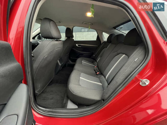 Червоний Хендай Соната, об'ємом двигуна 2.5 л та пробігом 62 тис. км за 19200 $, фото 23 на Automoto.ua