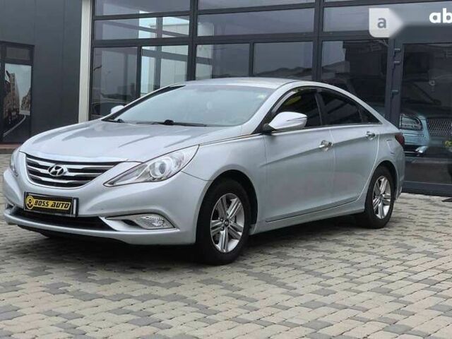 Хендай Соната, об'ємом двигуна 2 л та пробігом 158 тис. км за 10700 $, фото 6 на Automoto.ua