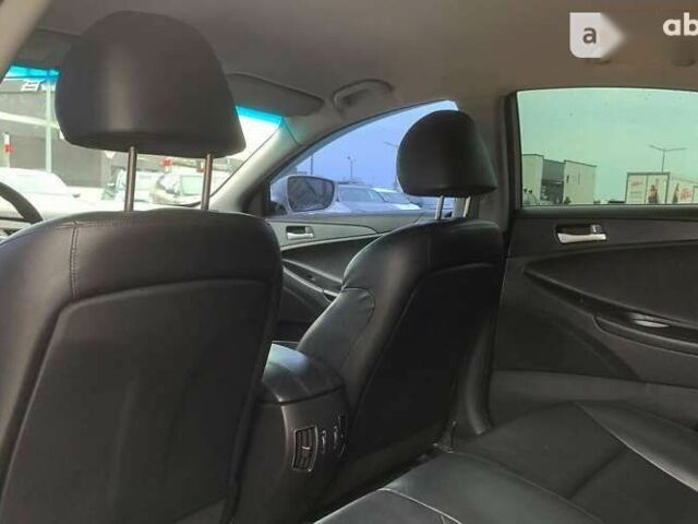 Хендай Соната, об'ємом двигуна 2 л та пробігом 158 тис. км за 10700 $, фото 17 на Automoto.ua