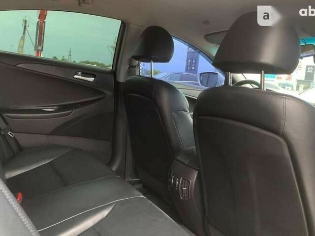 Хендай Соната, об'ємом двигуна 2 л та пробігом 158 тис. км за 10700 $, фото 18 на Automoto.ua