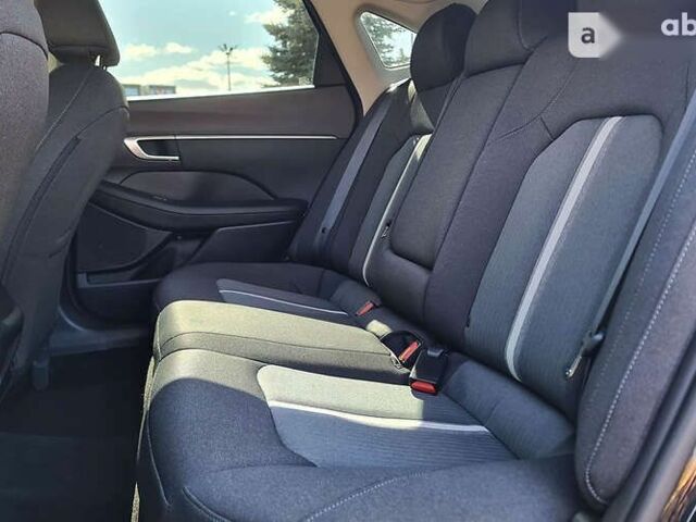 Хендай Соната, об'ємом двигуна 2.5 л та пробігом 7 тис. км за 26300 $, фото 17 на Automoto.ua