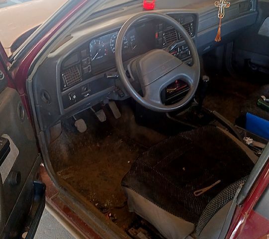 Хендай Соната, об'ємом двигуна 1.8 л та пробігом 0 тис. км за 500 $, фото 2 на Automoto.ua