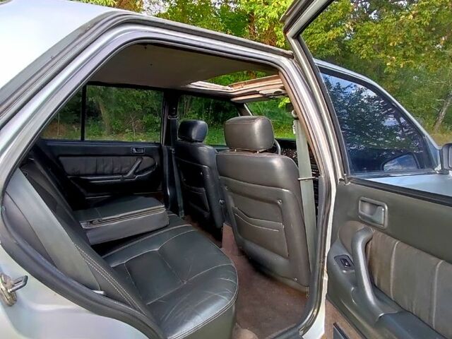 Хендай Соната, объемом двигателя 3 л и пробегом 0 тыс. км за 1350 $, фото 5 на Automoto.ua