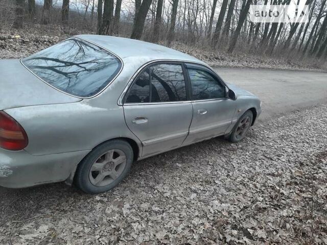 Хендай Соната, объемом двигателя 2 л и пробегом 500 тыс. км за 900 $, фото 2 на Automoto.ua