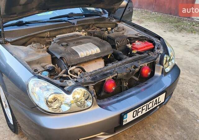 Хендай Соната, об'ємом двигуна 2 л та пробігом 236 тис. км за 3700 $, фото 6 на Automoto.ua