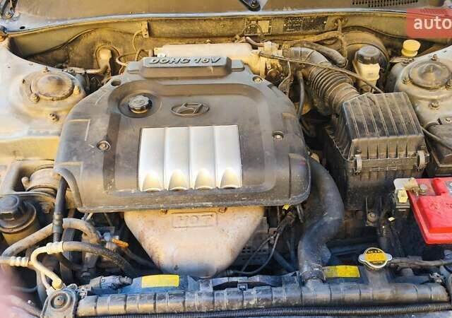 Хендай Соната, об'ємом двигуна 2 л та пробігом 236 тис. км за 3700 $, фото 8 на Automoto.ua