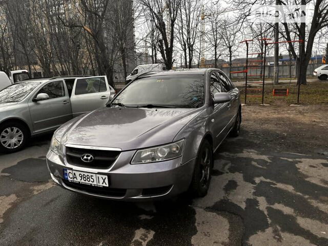 Хендай Соната, об'ємом двигуна 2 л та пробігом 220 тис. км за 5850 $, фото 5 на Automoto.ua