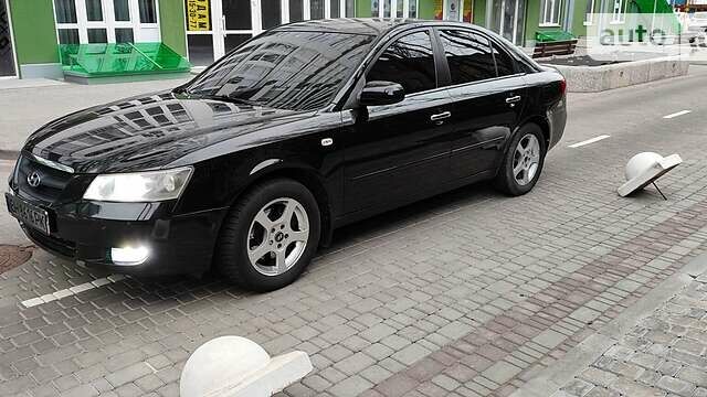 Хендай Соната, об'ємом двигуна 2 л та пробігом 270 тис. км за 6100 $, фото 7 на Automoto.ua