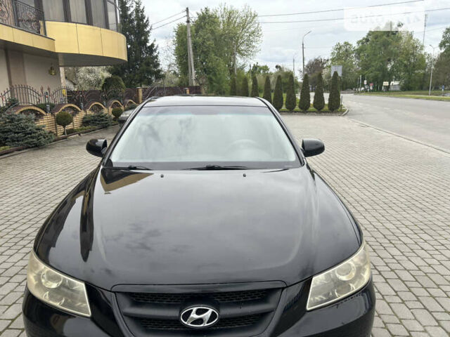 Хендай Соната, объемом двигателя 2 л и пробегом 255 тыс. км за 5800 $, фото 4 на Automoto.ua