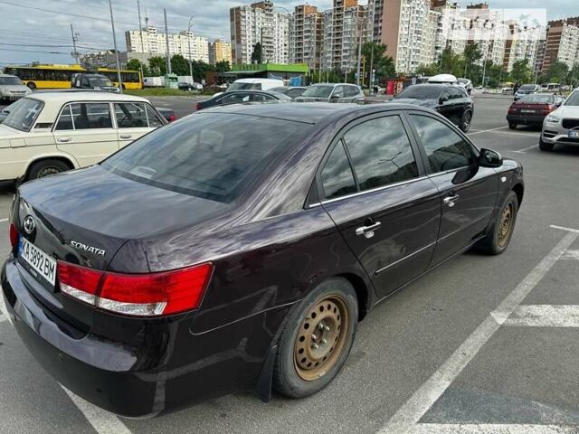 Хендай Соната, об'ємом двигуна 2.36 л та пробігом 267 тис. км за 6500 $, фото 4 на Automoto.ua