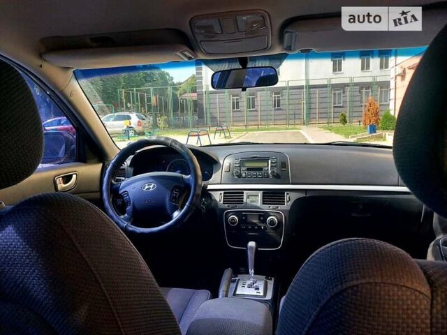 Хендай Соната, об'ємом двигуна 2 л та пробігом 210 тис. км за 4800 $, фото 12 на Automoto.ua