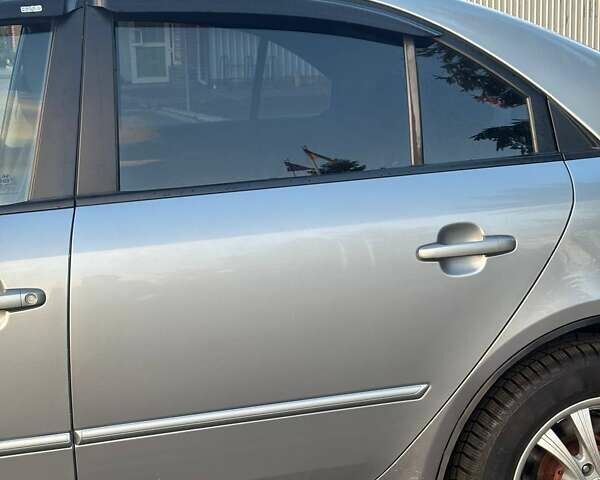 Хендай Соната, объемом двигателя 2 л и пробегом 284 тыс. км за 4700 $, фото 6 на Automoto.ua