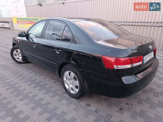 Хендай Соната, объемом двигателя 2 л и пробегом 135 тыс. км за 7200 $, фото 1 на Automoto.ua