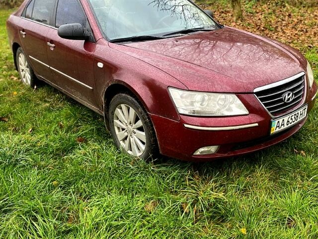 Хендай Соната 2008 у Барышевке на Automoto.ua Хендай Соната, об'ємом двигуна 2.4 л та пробігом 0 тис. км за 5600 $, фото 2 на Automoto.ua