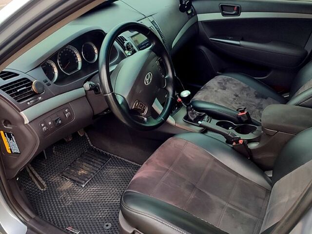 Хендай Соната 2008 у Харкові на Automoto.ua Хендай Соната, об'ємом двигуна 2 л та пробігом 278 тис. км за 6000 $, фото 3 на Automoto.ua