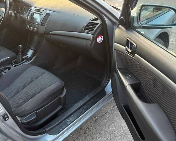 Хендай Соната, объемом двигателя 2 л и пробегом 284 тыс. км за 4700 $, фото 42 на Automoto.ua