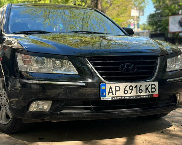 Хендай Соната, объемом двигателя 2 л и пробегом 232 тыс. км за 5500 $, фото 1 на Automoto.ua