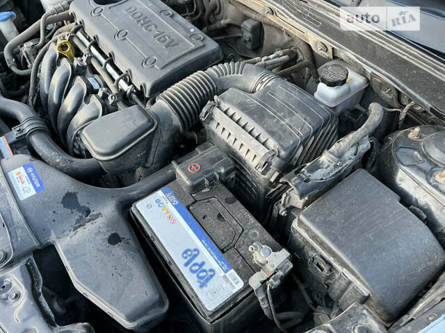 Хендай Соната, об'ємом двигуна 2.4 л та пробігом 182 тис. км за 9300 $, фото 15 на Automoto.ua