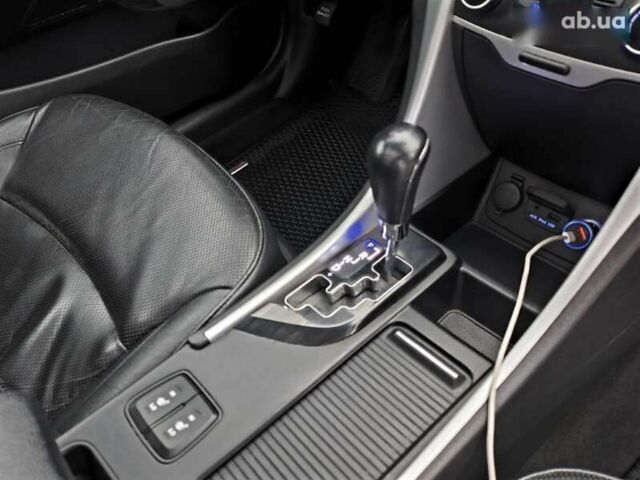 Хендай Соната, об'ємом двигуна 0 л та пробігом 163 тис. км за 9500 $, фото 19 на Automoto.ua