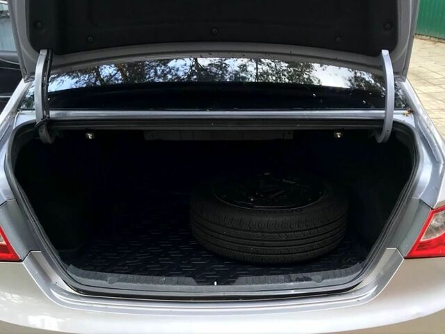 Хендай Соната, объемом двигателя 2.4 л и пробегом 174 тыс. км за 9700 $, фото 1 на Automoto.ua