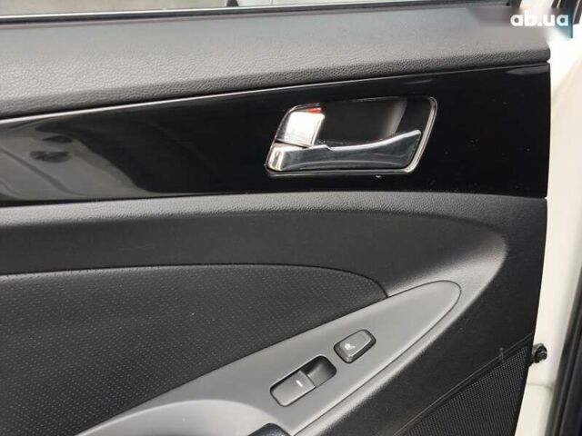 Хендай Соната, об'ємом двигуна 0 л та пробігом 163 тис. км за 9500 $, фото 27 на Automoto.ua