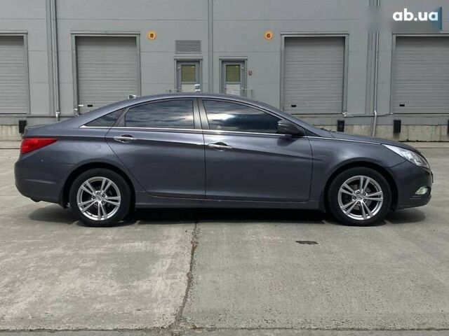 Хендай Соната, об'ємом двигуна 2.4 л та пробігом 210 тис. км за 9490 $, фото 9 на Automoto.ua