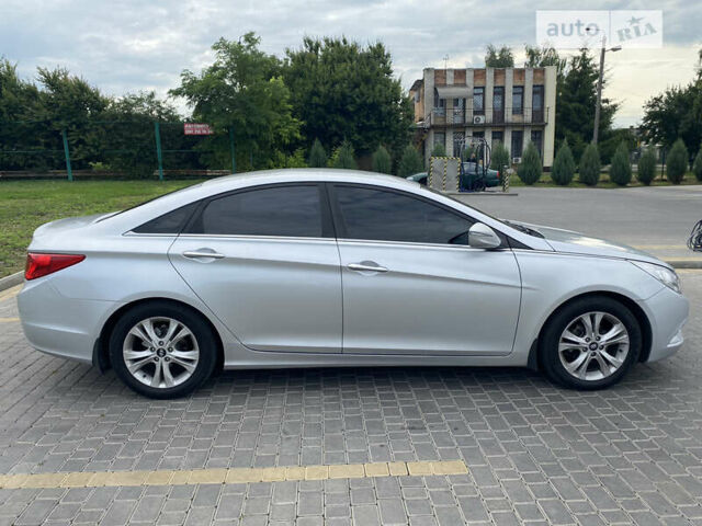 Хендай Соната, об'ємом двигуна 2.4 л та пробігом 230 тис. км за 9800 $, фото 2 на Automoto.ua