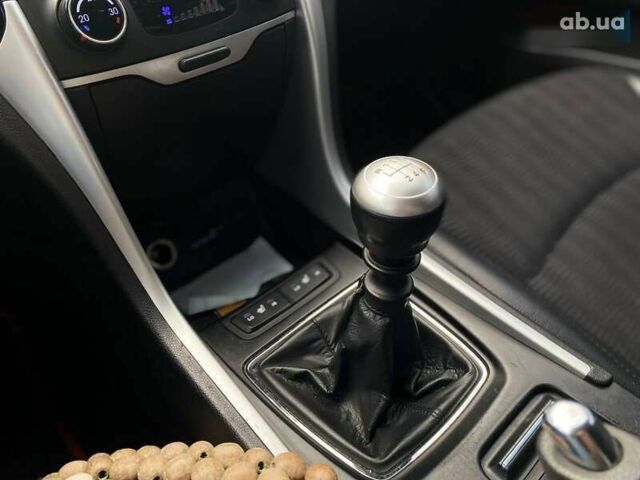 Хендай Соната, об'ємом двигуна 2.4 л та пробігом 210 тис. км за 9490 $, фото 29 на Automoto.ua