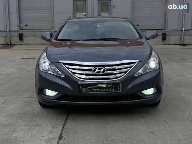 Хендай Соната, об'ємом двигуна 2.4 л та пробігом 210 тис. км за 9490 $, фото 4 на Automoto.ua