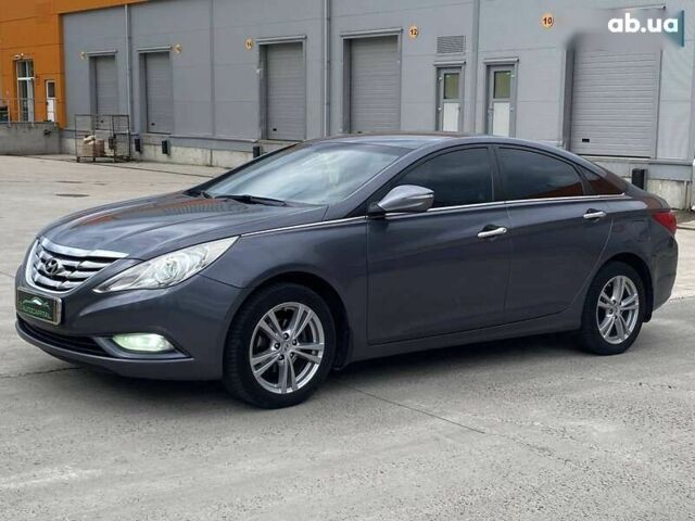 Хендай Соната, об'ємом двигуна 2.4 л та пробігом 210 тис. км за 9490 $, фото 8 на Automoto.ua