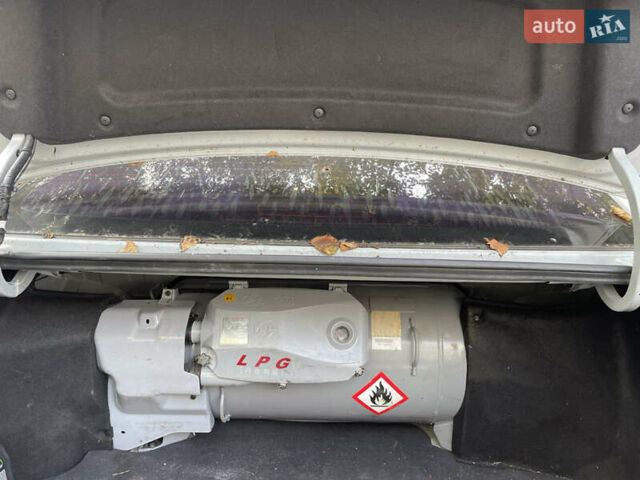 Хендай Соната, об'ємом двигуна 2 л та пробігом 252 тис. км за 6700 $, фото 12 на Automoto.ua