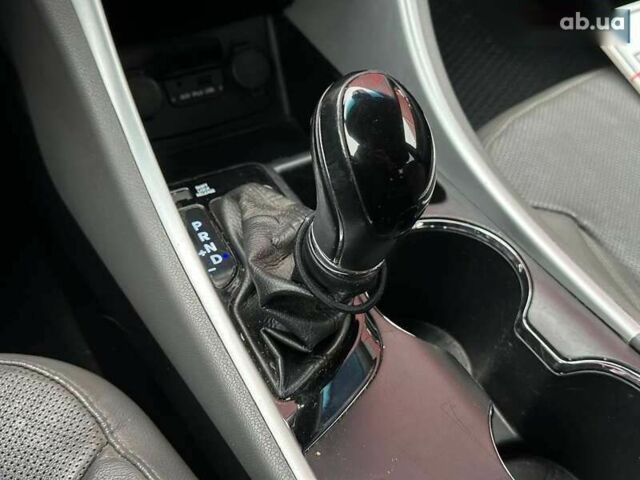 Хендай Соната, об'ємом двигуна 0 л та пробігом 140 тис. км за 10990 $, фото 29 на Automoto.ua