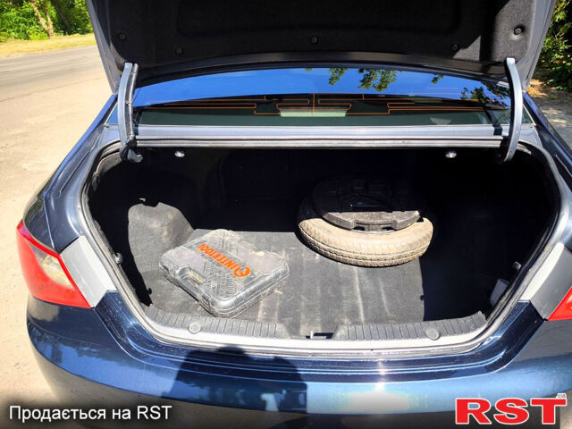 Хендай Соната, об'ємом двигуна 2.4 л та пробігом 120 тис. км за 8000 $, фото 11 на Automoto.ua