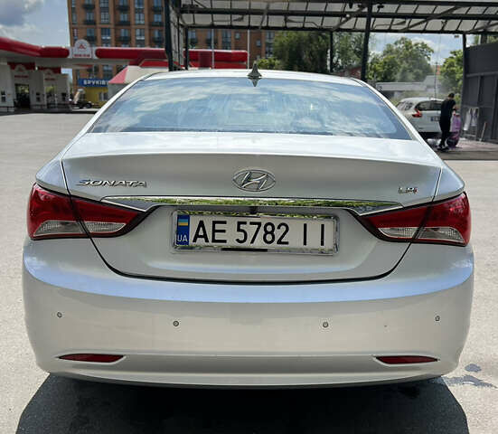 Хендай Соната, об'ємом двигуна 2 л та пробігом 168 тис. км за 8500 $, фото 23 на Automoto.ua