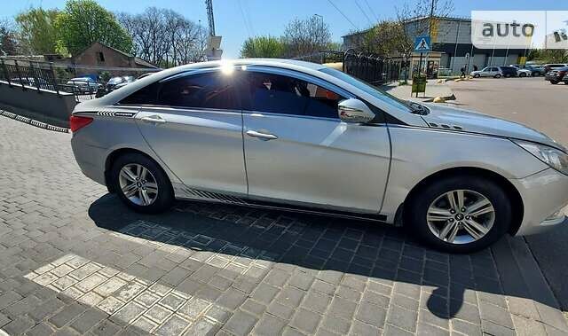 Хендай Соната, объемом двигателя 2 л и пробегом 320 тыс. км за 8500 $, фото 8 на Automoto.ua